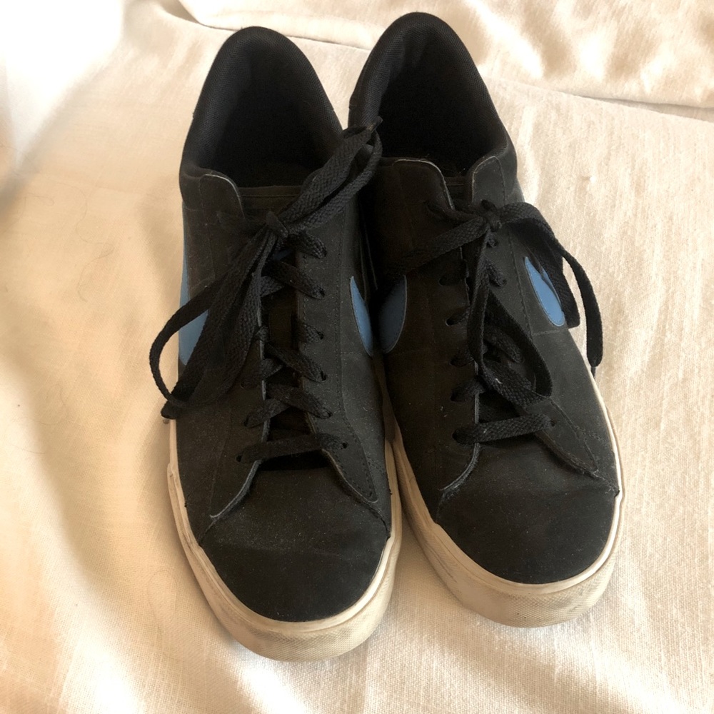 Men’s Nike Suede Casual Shoes